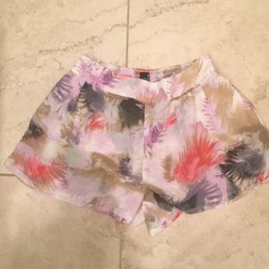 Very soft flowy American Eagle skorts size L